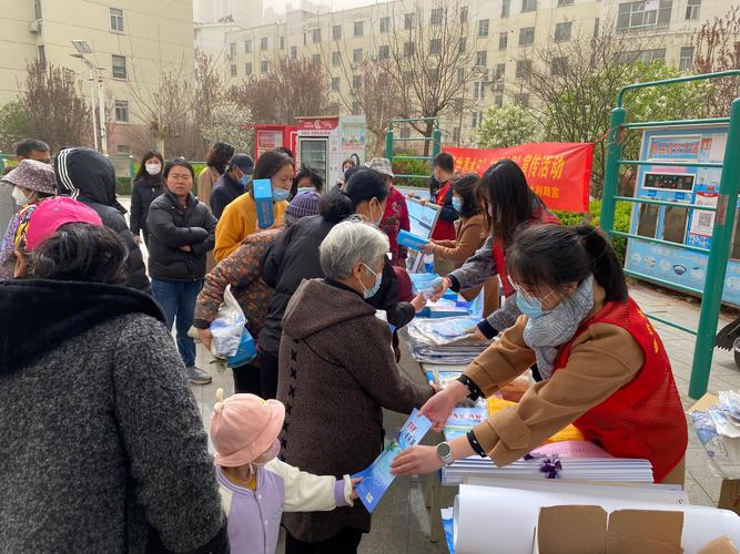 平坝区水务局开展2025年“世界水日” “中国水周”暨节水“进社区”宣传活动