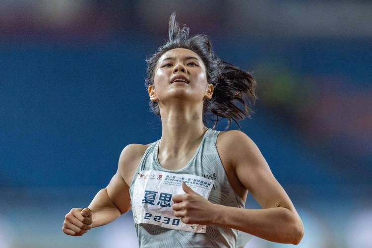 夏思凝100米栏跑出13秒12刷新PB 将个人最好成绩提高0.02秒