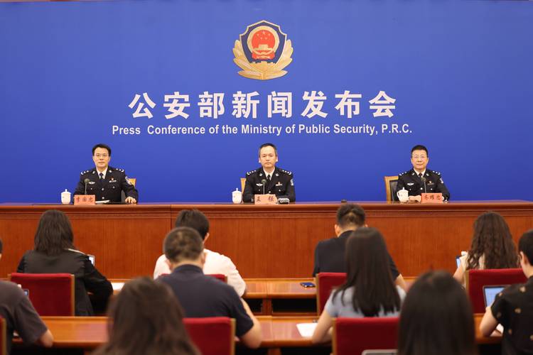 去年北京公安部门推出98项便民利企措施