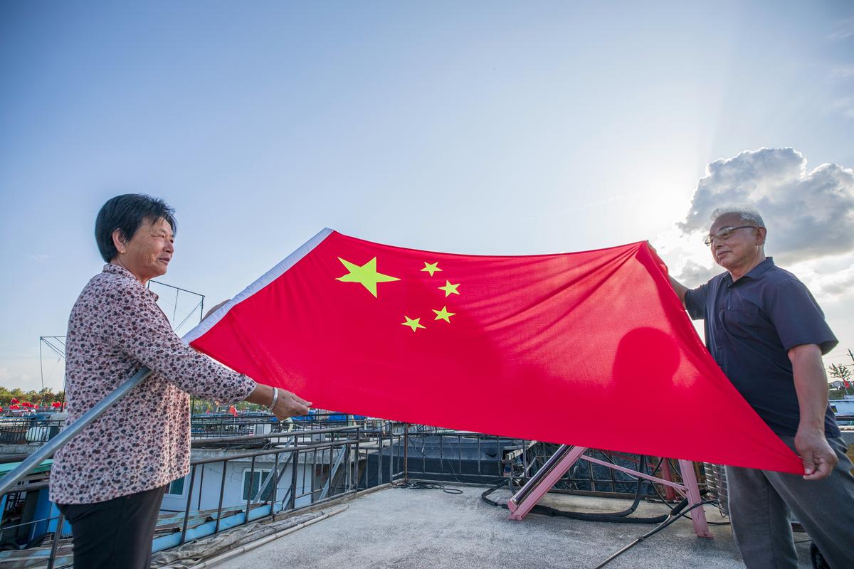 外国人眼里这十年③｜江苏洪泽湖渔民：上岸置家，创业转型