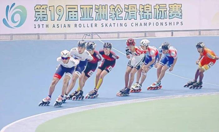 全国青少年轮滑俱乐部联赛(北戴河站)开赛