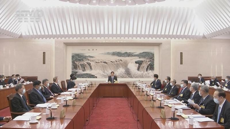 十三届全国人大常委会举行第一百零七次委员长会议 听取有关草案和议案审议情况汇报 栗战书主持