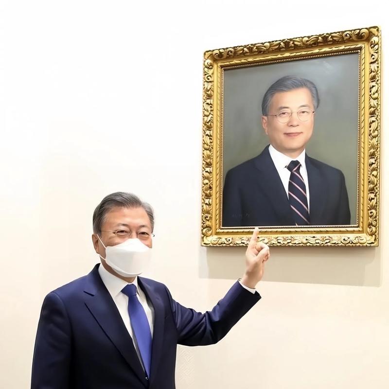 文在寅:期待“金特会”取得更具体进展
