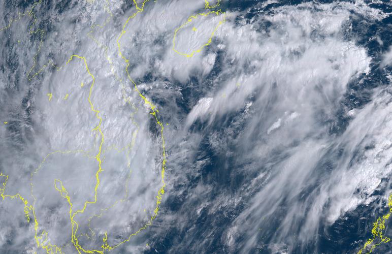 今年第14号台风“剑鱼”形成 琼粤等地将出现强降雨