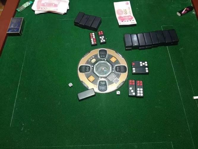 湖北通山警方侦破“老虎机”赌博案 涉案金额约300万元