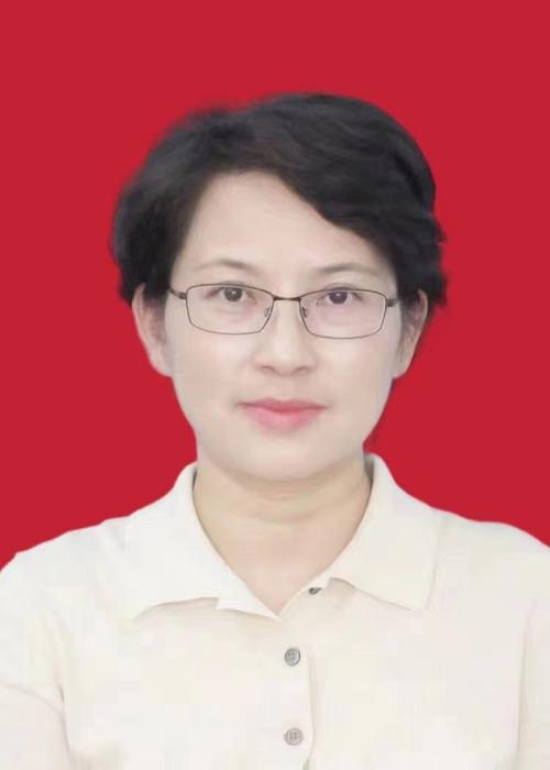 新疆兵团基层医务工作者李琳:37年扎根深山守护牧民健康